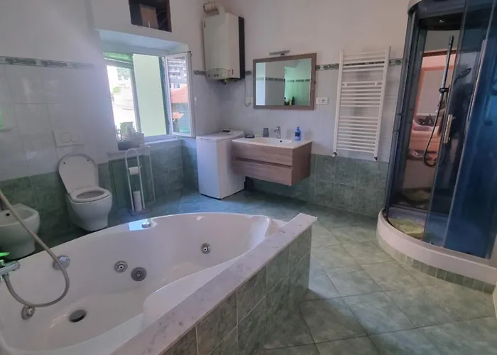 Casa Giulia * Γένοβα